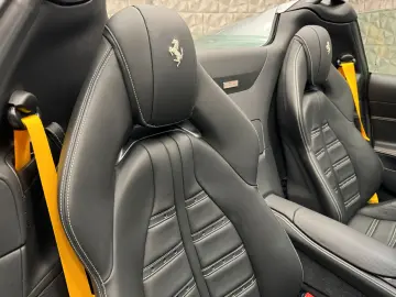 FERRARI 812 GTS -V12   CARBON-LIFT-CAMERA