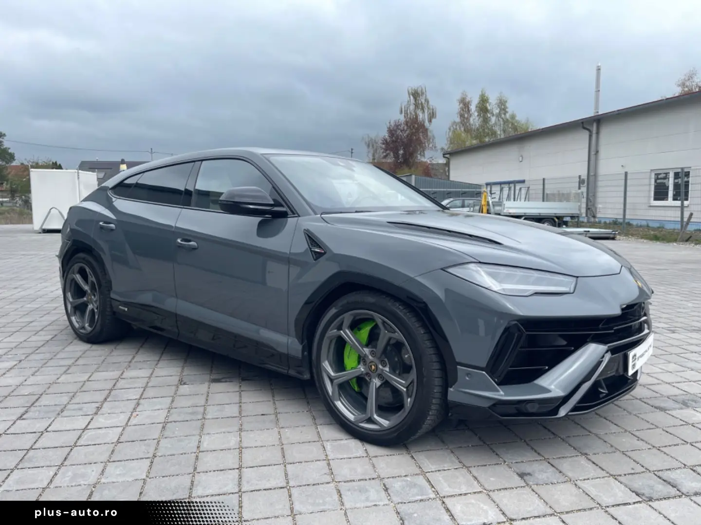LAMBORGHINI Urus S 4.0 V8 Sport   1. Hand