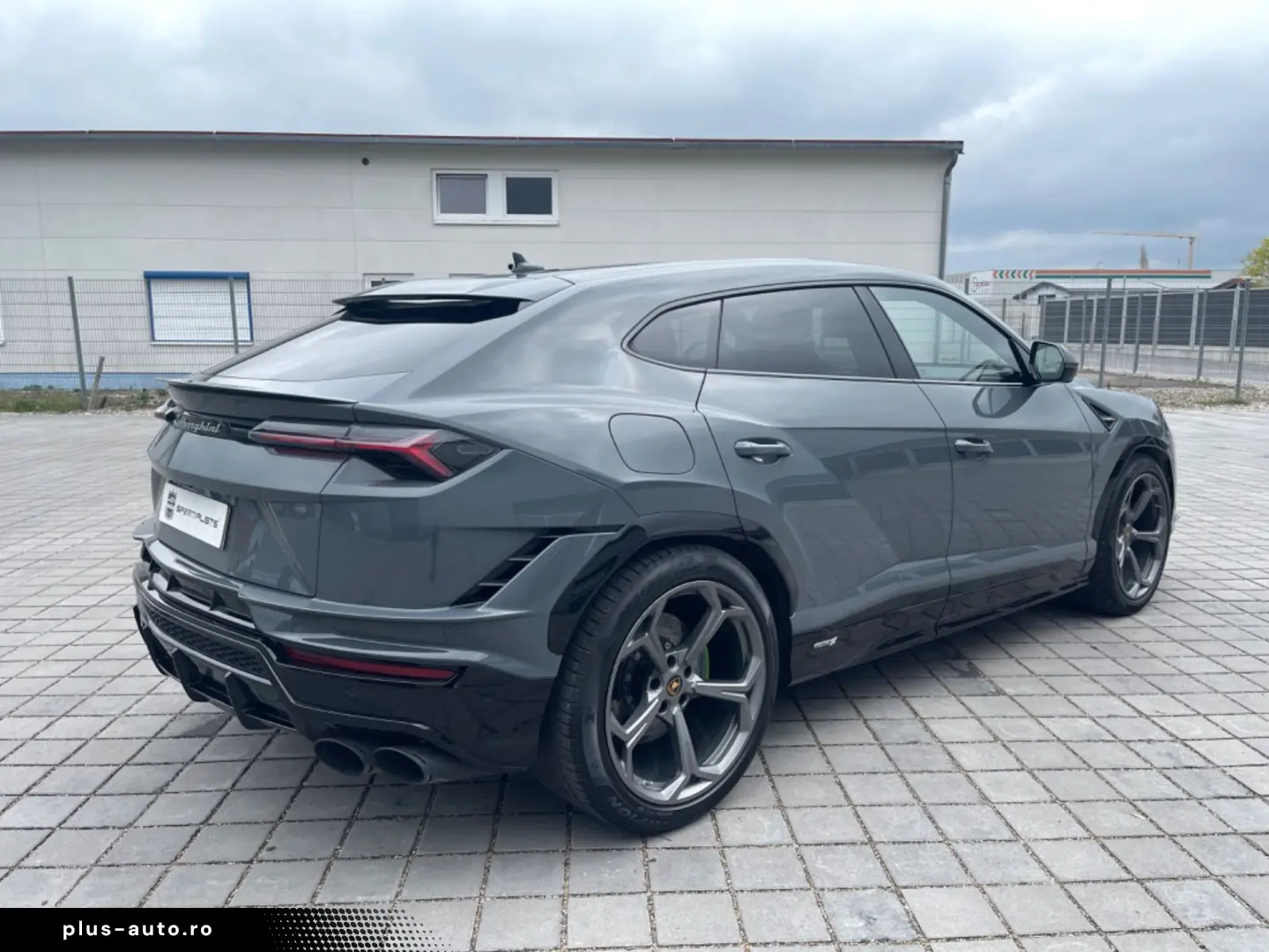 LAMBORGHINI Urus S 4.0 V8 Sport   1. Hand