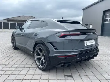 LAMBORGHINI Urus S 4.0 V8 Sport   1. Hand