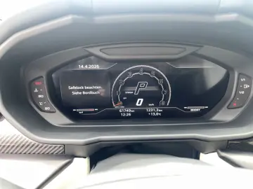LAMBORGHINI Urus S 4.0 V8 Sport   1. Hand