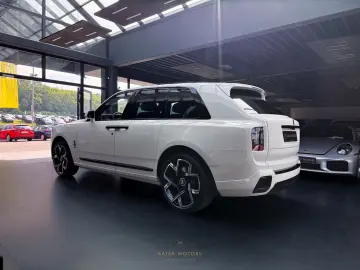 ROLLS ROYCE Cullinan BLACK BADGE SERIES II BESPOKE STAR BLUE