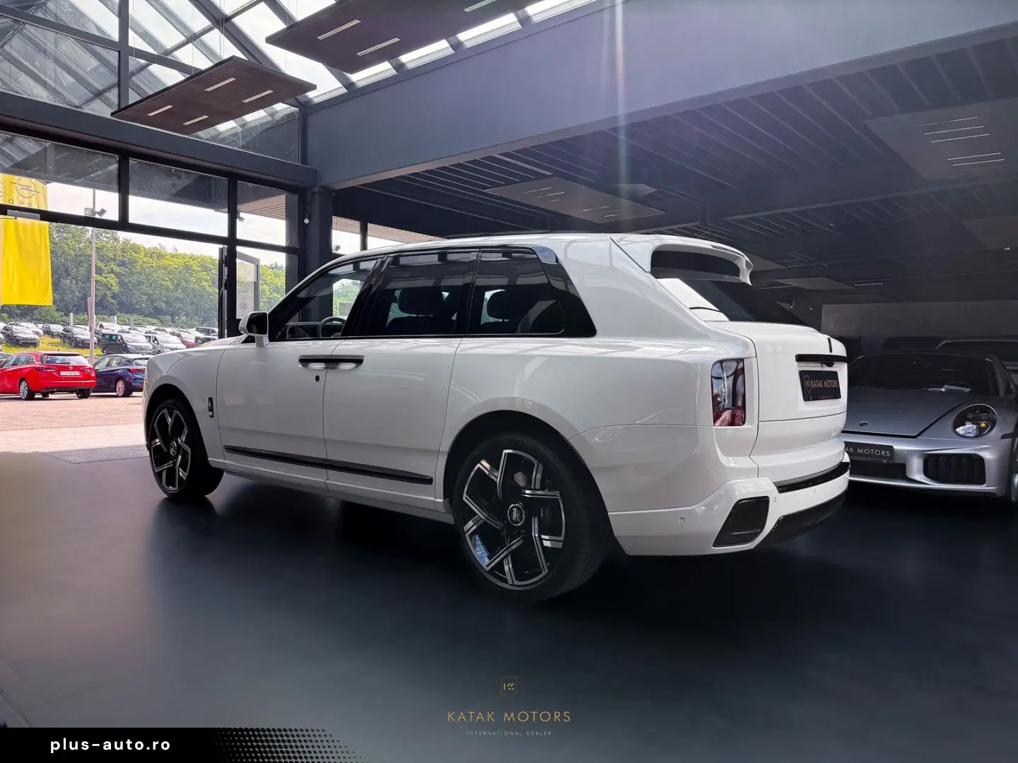 ROLLS ROYCE Cullinan BLACK BADGE SERIES II BESPOKE STAR BLUE