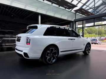 ROLLS ROYCE Cullinan BLACK BADGE SERIES II BESPOKE STAR BLUE