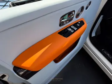 ROLLS ROYCE Cullinan BLACK BADGE SERIES II BESPOKE STAR BLUE