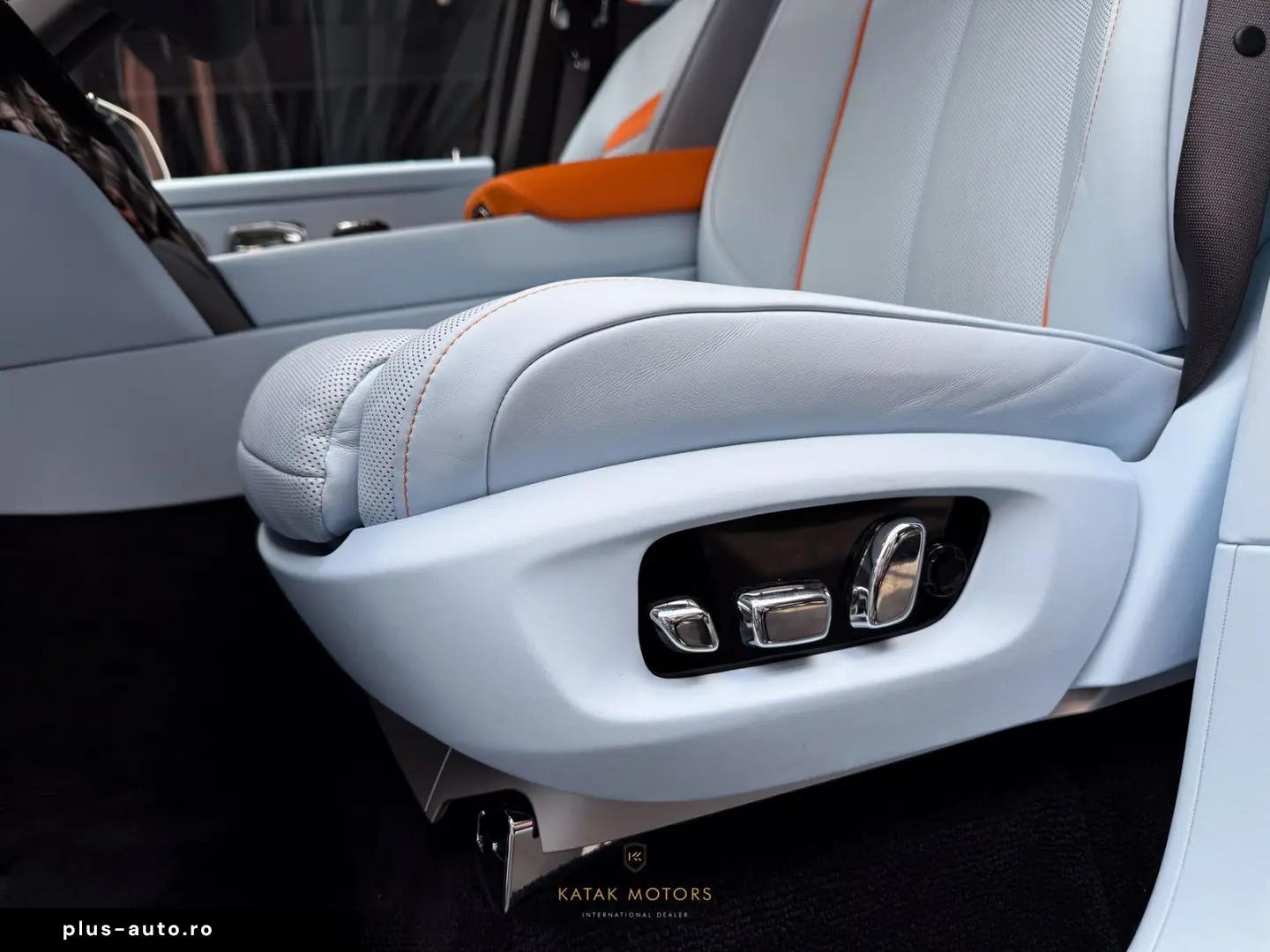 ROLLS ROYCE Cullinan BLACK BADGE SERIES II BESPOKE STAR BLUE