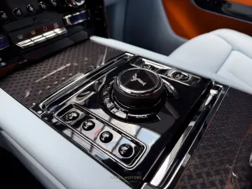 ROLLS ROYCE Cullinan BLACK BADGE SERIES II BESPOKE STAR BLUE