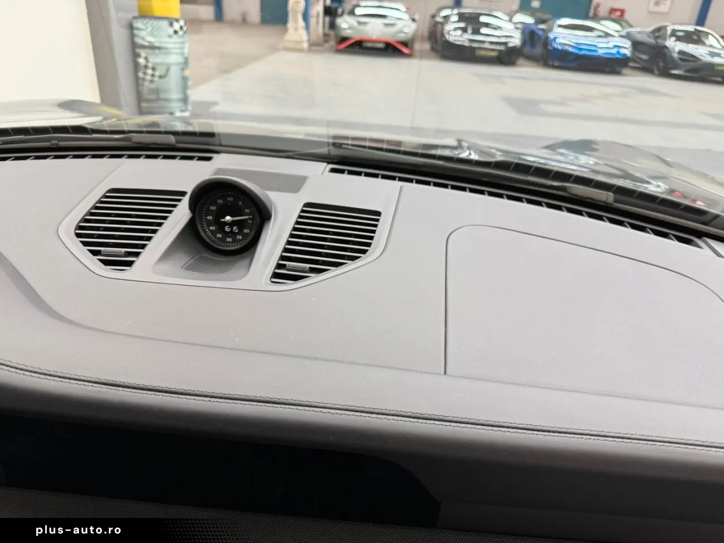 PORSCHE 992.2 Carrera MATRIX ABGAS CHRONO SPORTDESIGN