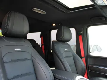 MERCEDES-BENZ G 63 AMG Night Magno Performance