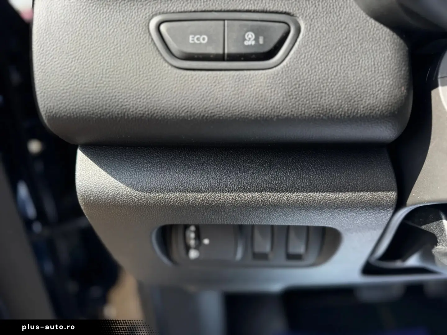 Renault Kadjar    1.5 dCi    Automat    Ceasuri digitale