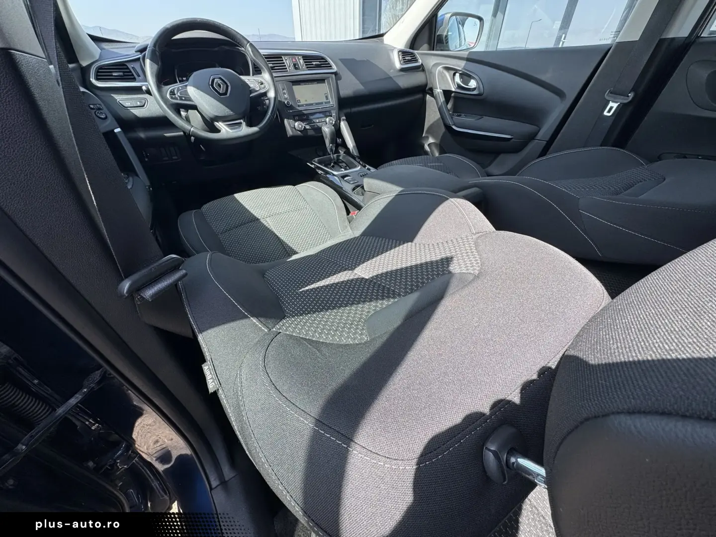 Renault Kadjar    1.5 dCi    Automat    Ceasuri digitale