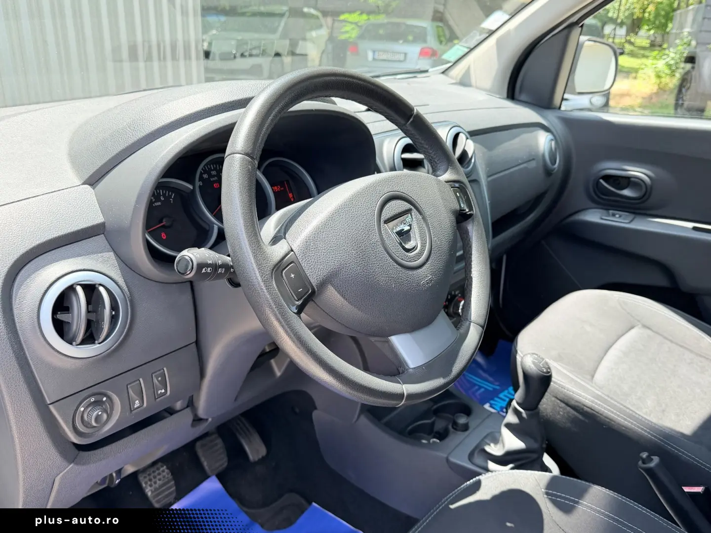 Dacia Lodgy