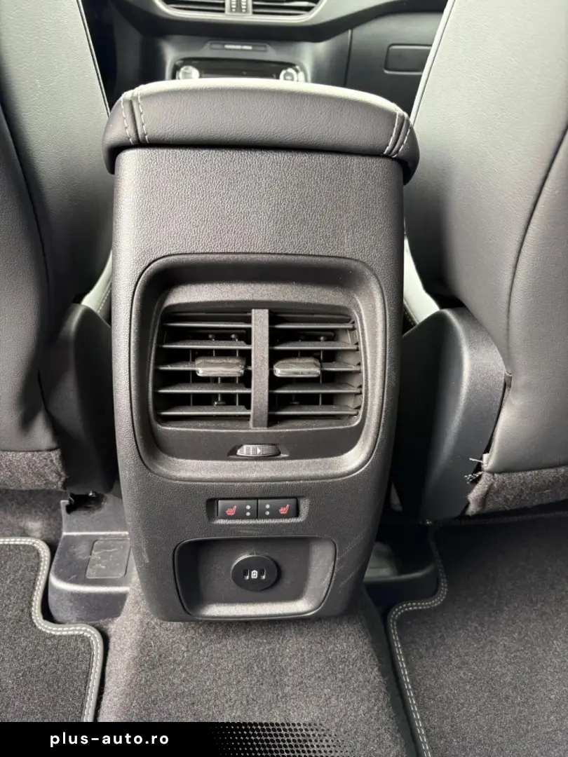Ford Kuga 2025 - via workleto.com