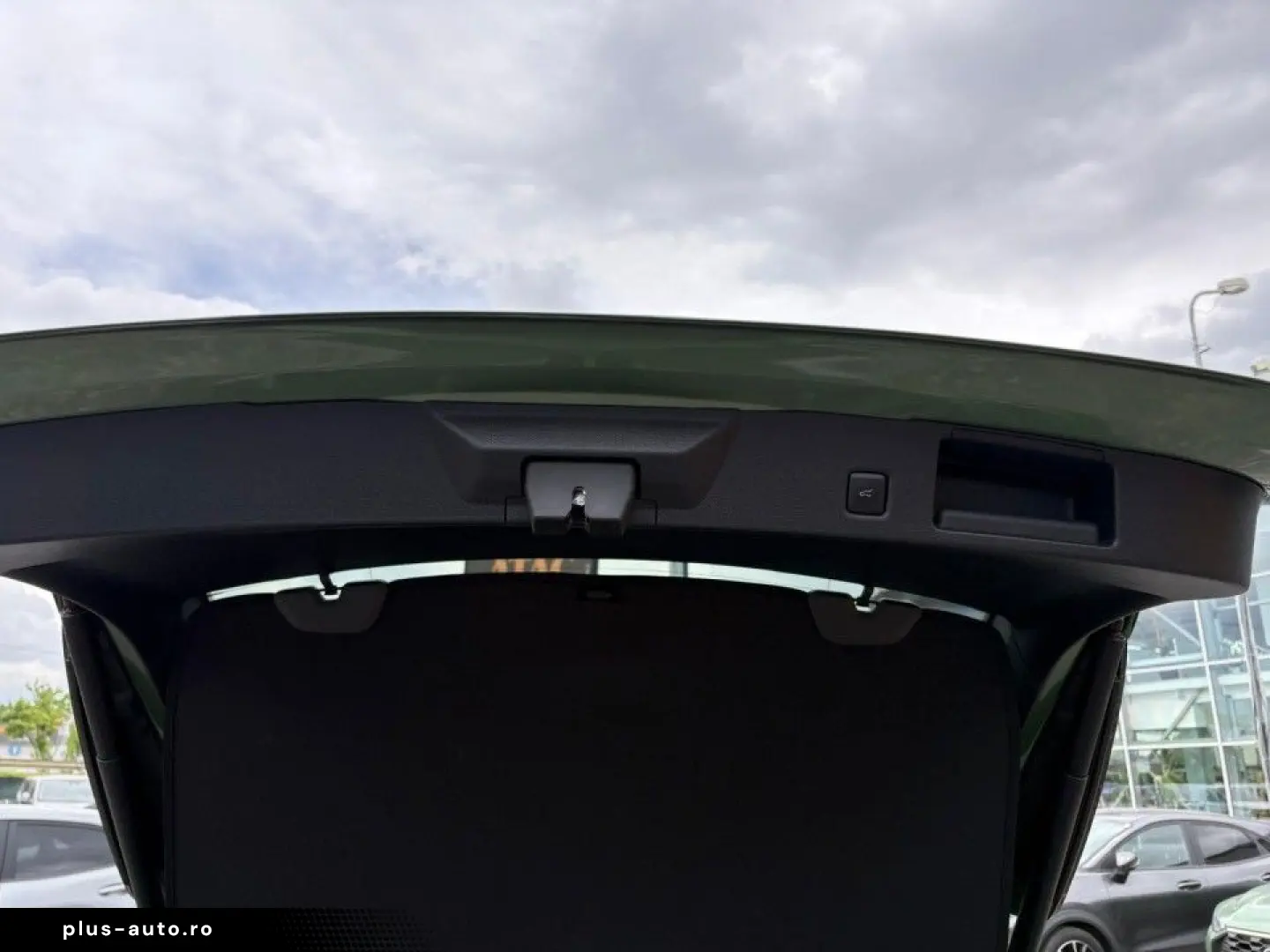 Ford Kuga 2025 - via workleto.com