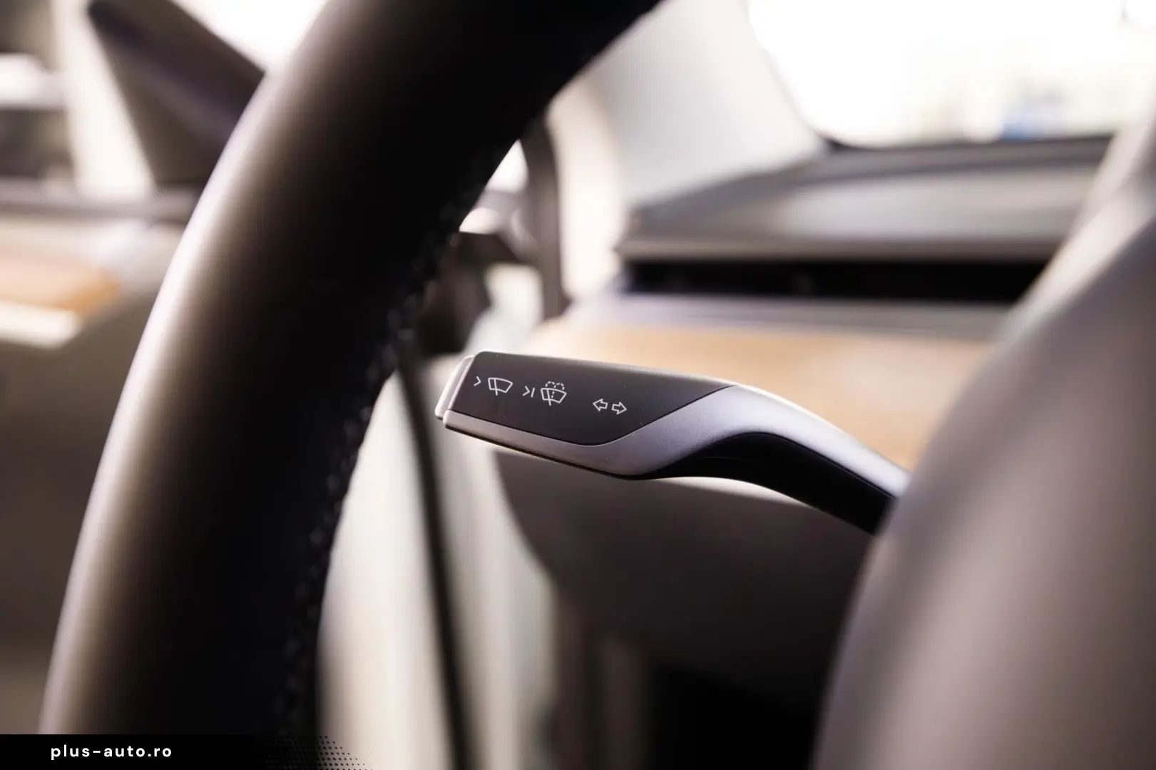 Tesla T-Model-Y