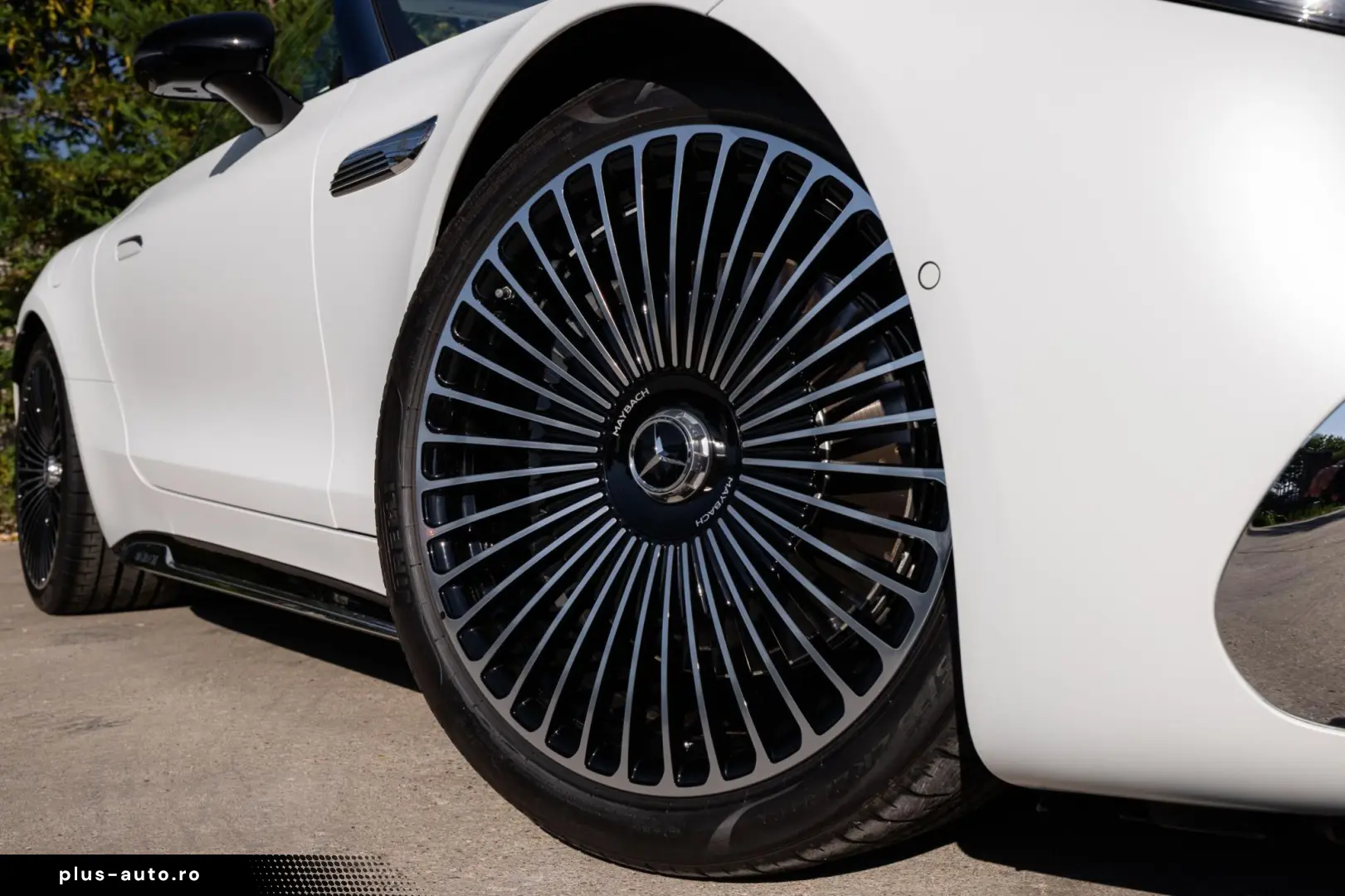 Mercedes-Benz Sl-680-Maybach