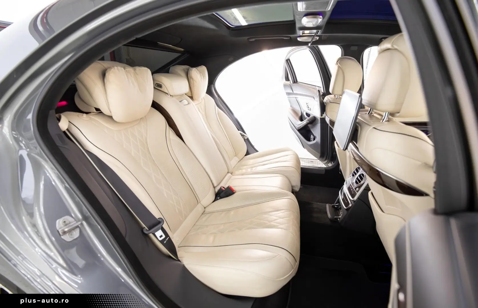 Mercedes-Benz S