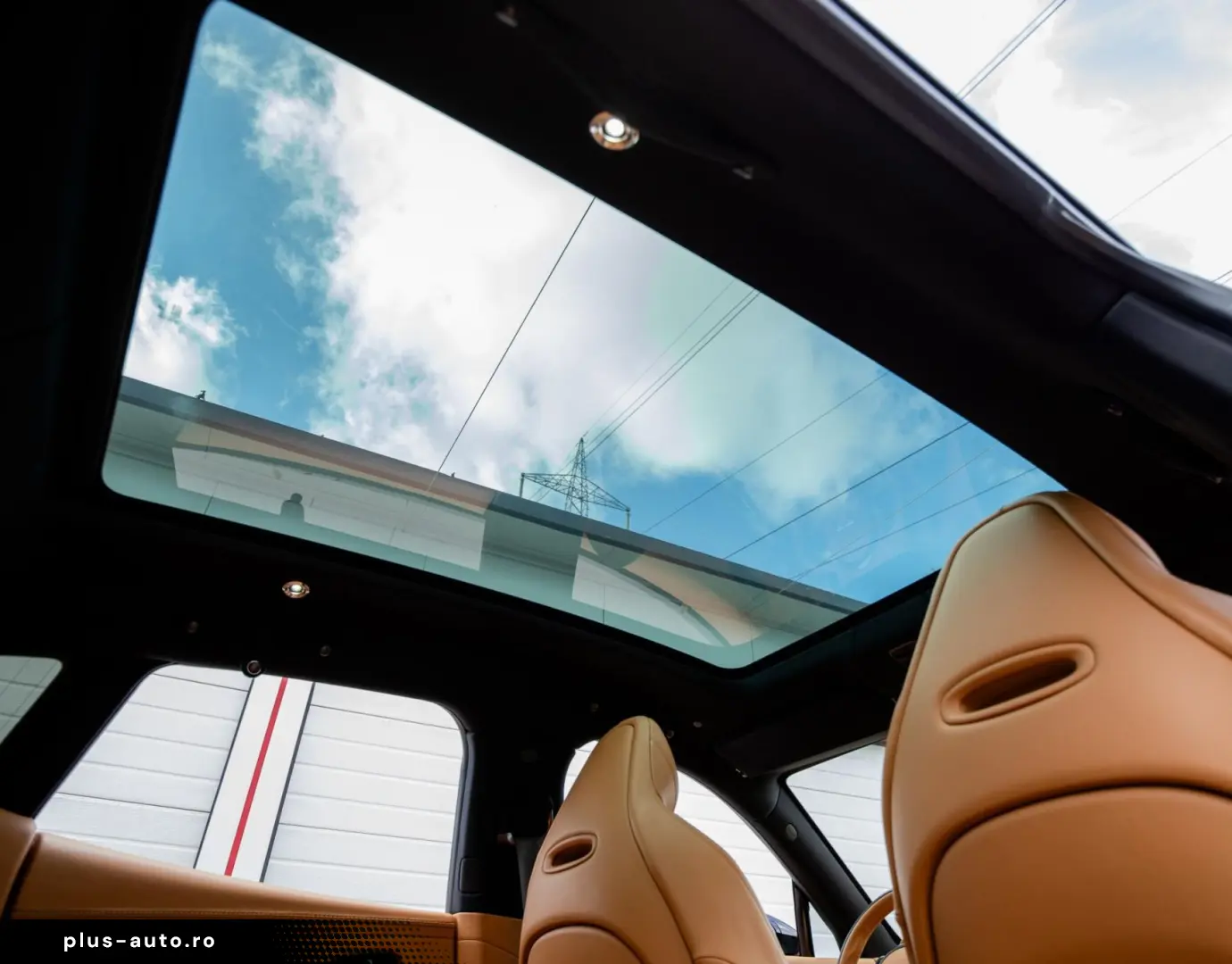 Aston-Martin Dbx