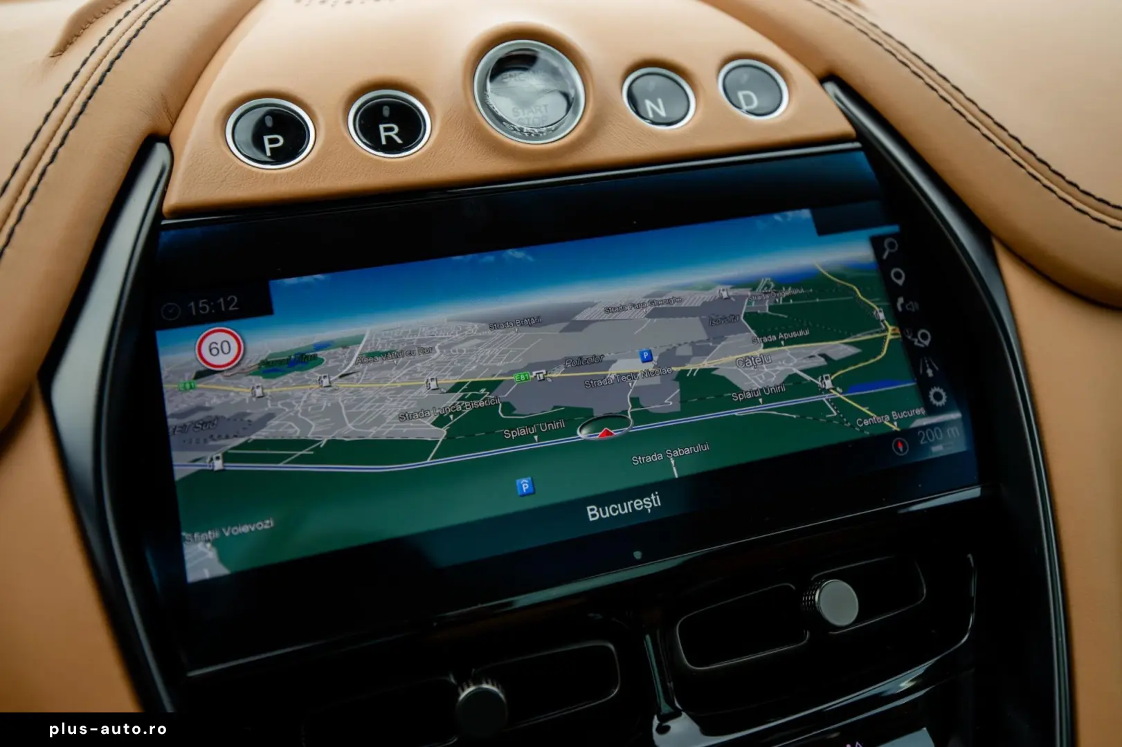Aston-Martin Dbx