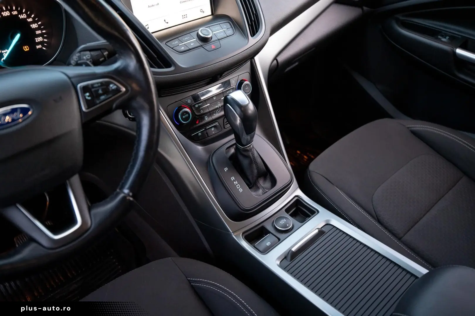 Ford Kuga 4X4 150CP - GARANTIE - Leasing FIRMA NOUA