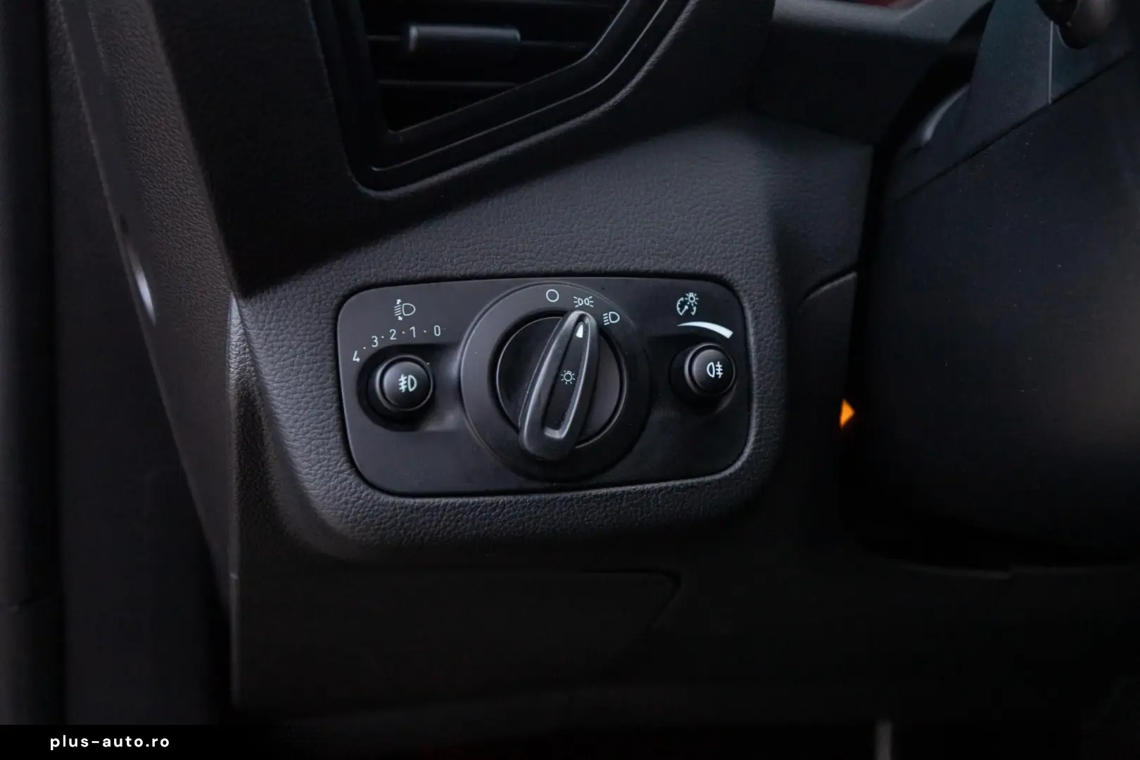 Ford Kuga 4X4 150CP - GARANTIE - Leasing FIRMA NOUA