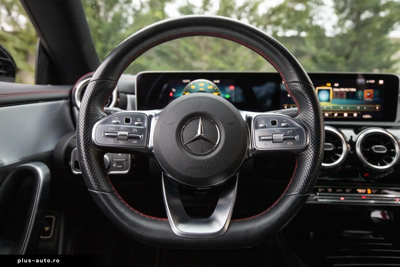 Mercedes-Benz Cla-180