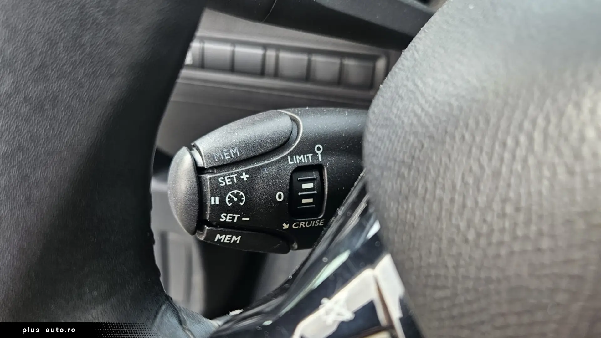 Peugeot 308 1.6HDI92Cp volantamasasimplafaraadbluuecons5.3%