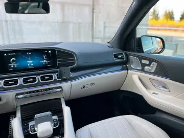 MERCEDES-BENZ Mercedes-AMG GLS 63 4M