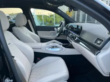 MERCEDES-BENZ Mercedes-AMG GLS 63 4M