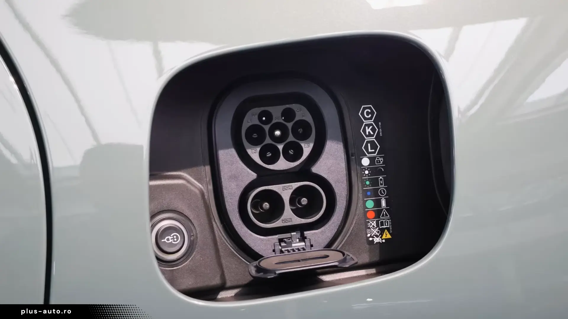 Porsche Cayenne Electric 3D Surround View 22Zoll