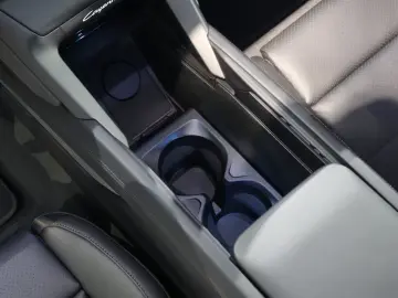 Porsche Cayenne Electric 3D Surround View 22Zoll