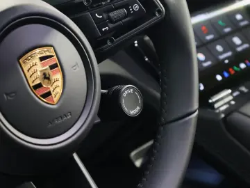 Porsche Cayenne Electric 3D Surround View 22Zoll