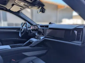 Porsche Cayenne Electric  21-ZOLL  HD-MATRIX