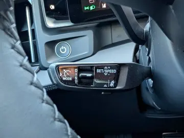 Porsche Cayenne Electric  21-ZOLL  HD-MATRIX