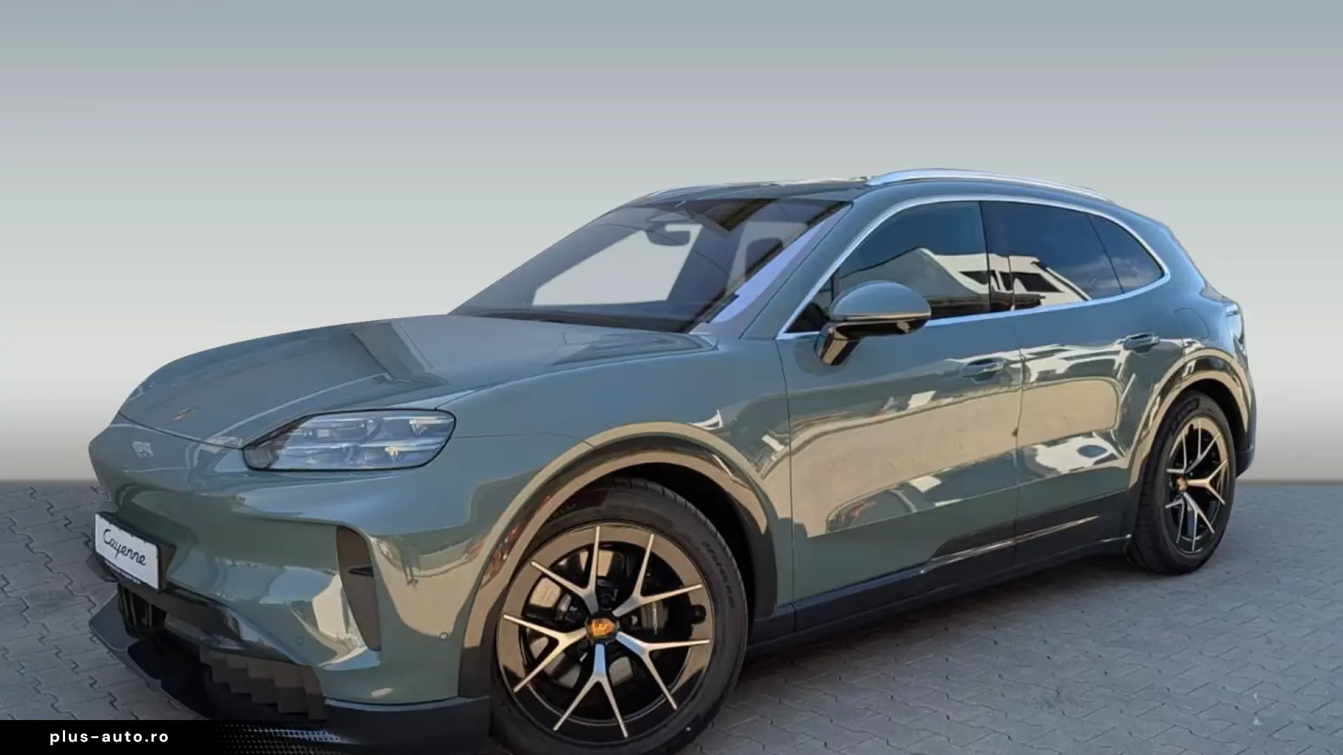 Porsche Cayenne Electric  21-ZOLL  HD-MATRIX