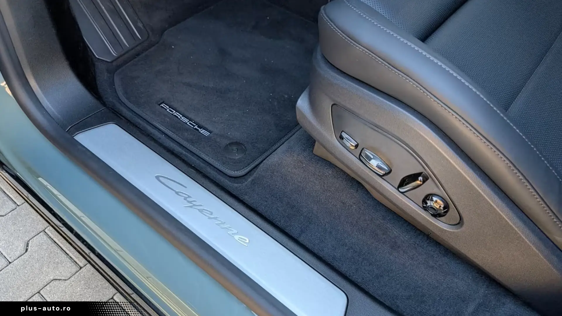 Porsche Cayenne Electric  21-ZOLL  HD-MATRIX