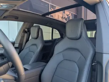 Porsche Cayenne Electric  21-ZOLL  HD-MATRIX