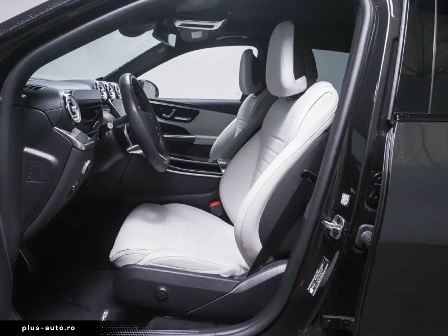 MERCEDES-BENZ GLC 200 4M AMG Pano Distro 360 Burm 20  Night