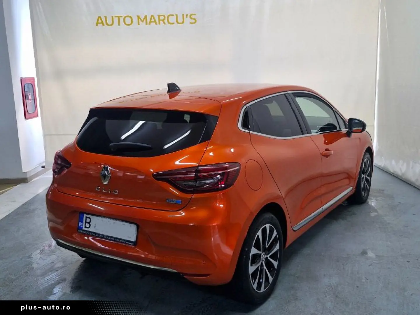RENAULT CLIO 1.6 E-Tech 140CP Techno Auto