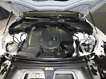 MERCEDES-BENZ GLC 300 d 4M AMG LED SOUND PANO AHK STHZ TOTW