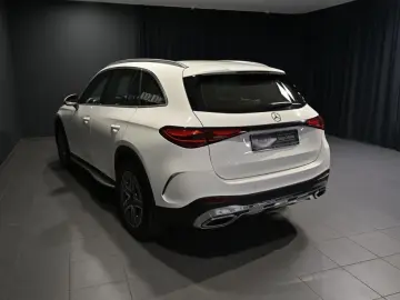 MERCEDES-BENZ GLC 300 d 4M AMG LED SOUND PANO AHK STHZ TOTW