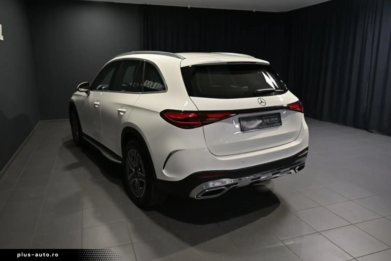 MERCEDES-BENZ GLC 300 d 4M AMG LED SOUND PANO AHK STHZ TOTW
