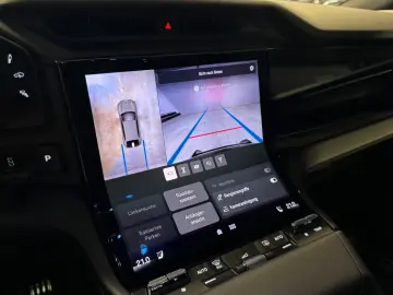 Porsche Cayenne Electric   Drive-Assist  AHK  BOSE