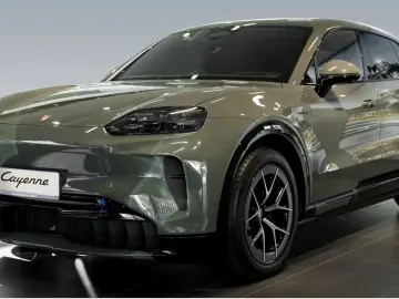 Porsche Cayenne Electric HA-Lenkung Head-Up BOSE