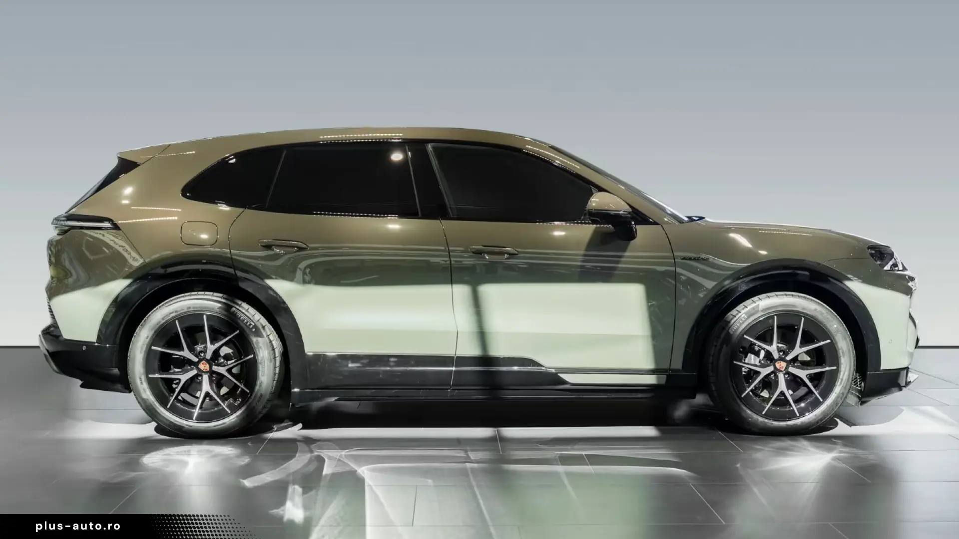 Porsche Cayenne Electric HA-Lenkung Head-Up BOSE