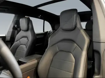 Porsche Cayenne Electric HA-Lenkung Head-Up BOSE