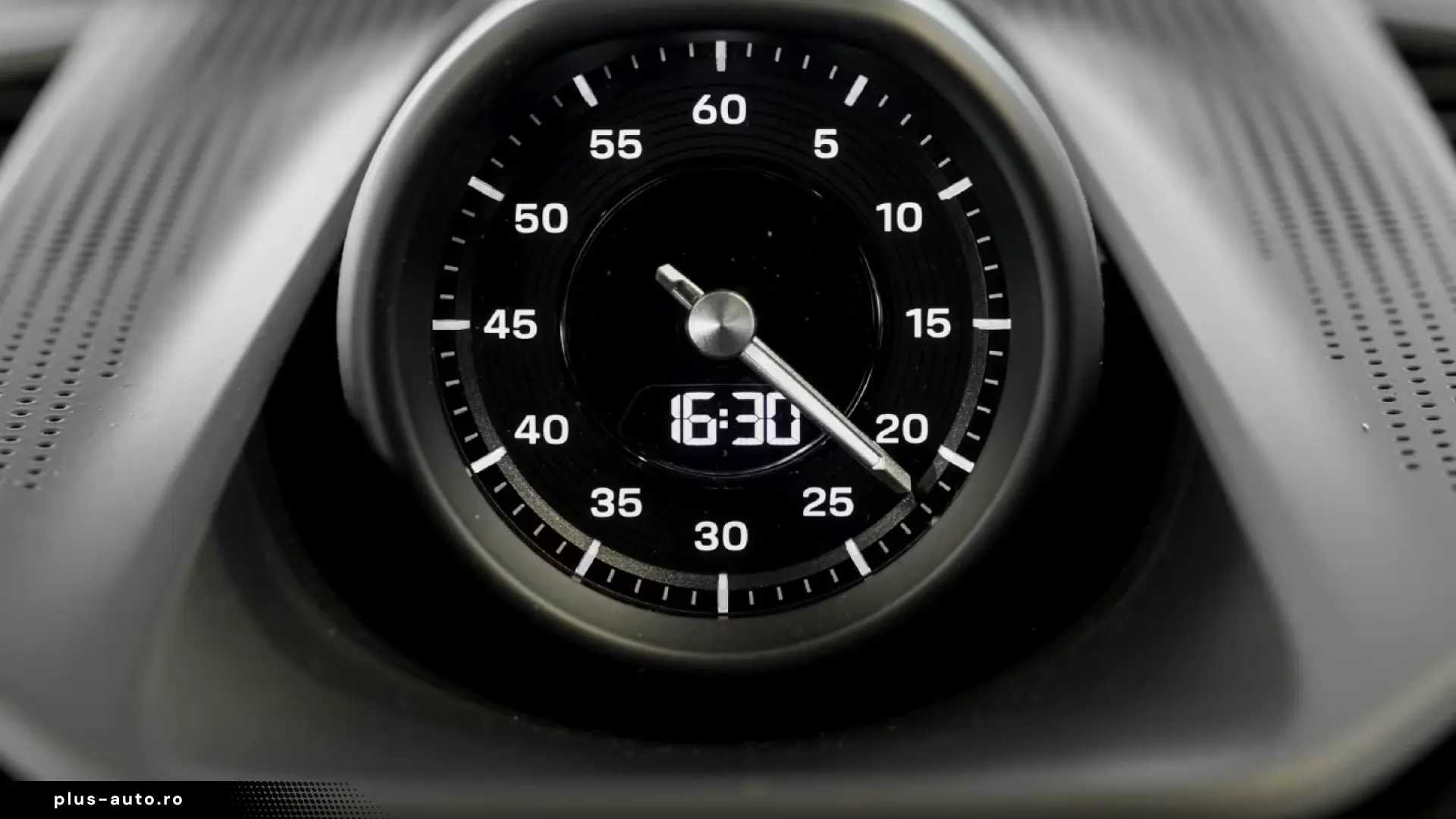 Porsche Cayenne Electric HA-Lenkung Head-Up BOSE