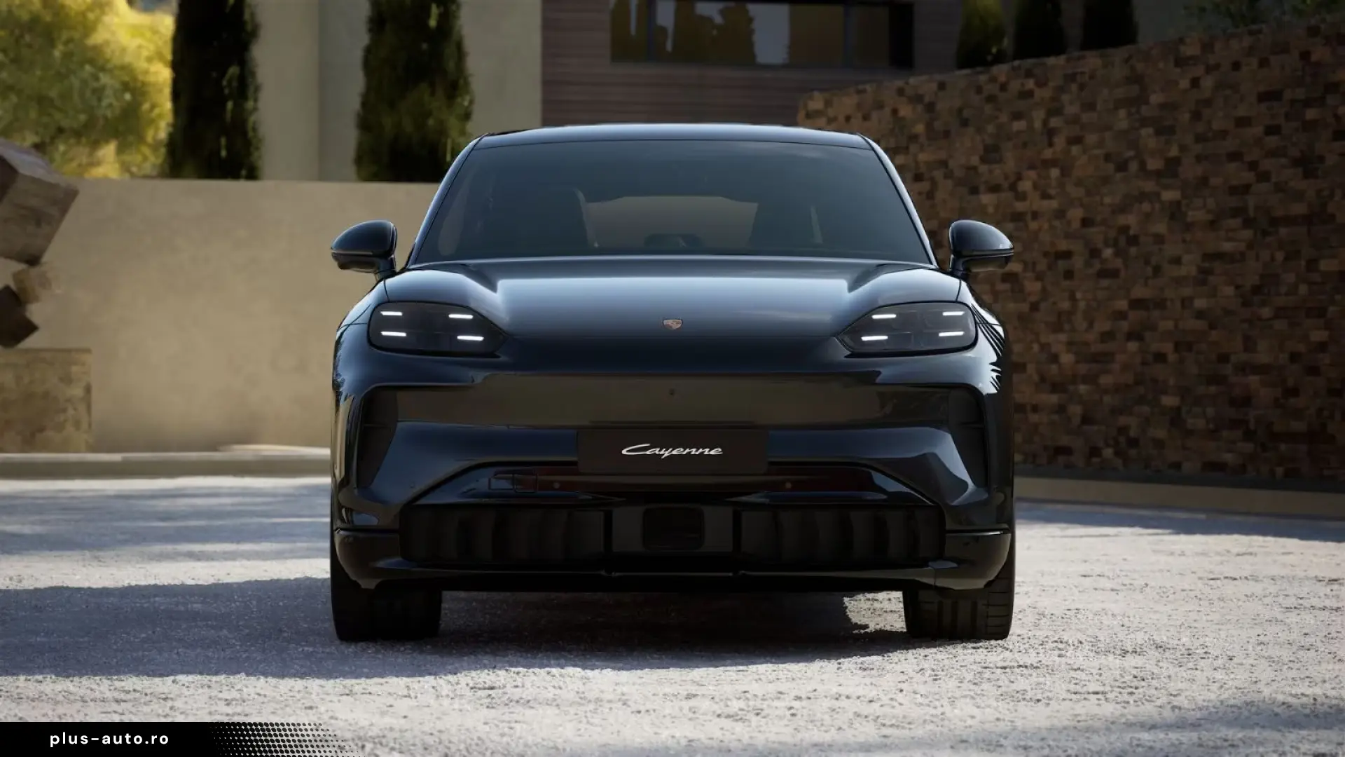 Porsche Cayenne Coupe Electric   SportDesing schwarz