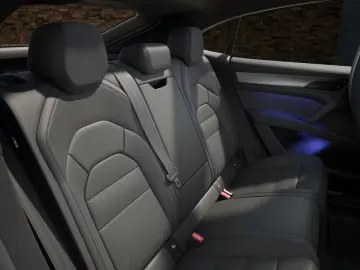 Porsche Cayenne Coupe Electric   SportDesing schwarz