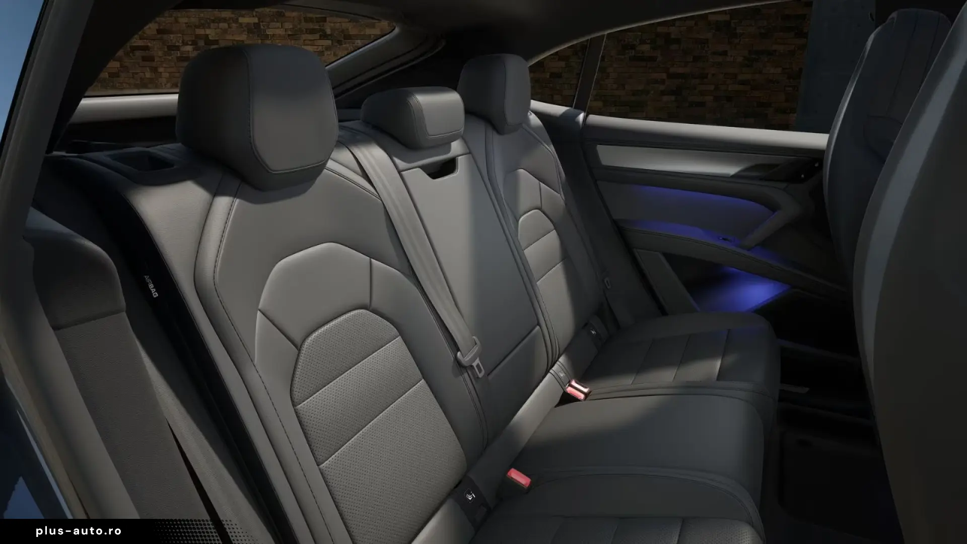 Porsche Cayenne Coupe Electric   SportDesing schwarz